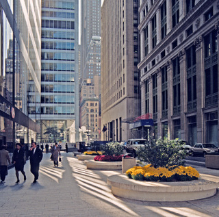 Public plaza at 140 Broadway, Manhattan in 1997. Image Credit: Alexander Garvin.