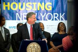 Mayor Bill de Blasio announced the financing of 17,300 units of affordable housing. Image credit: Mayoral Photography Office